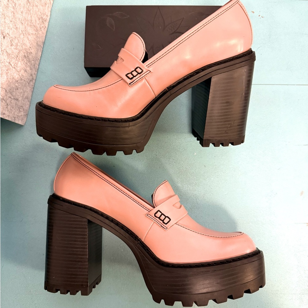 Madden Girl - Kassidy Loafer Lug Sole Slip-On - Light Blush - Women’s US 7